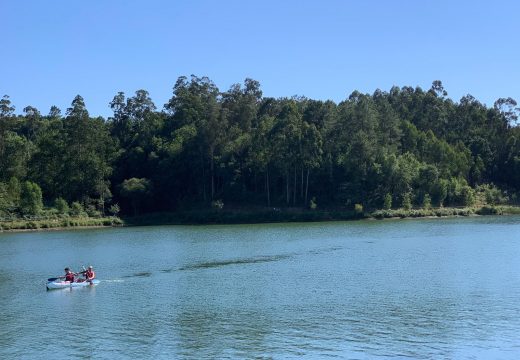 O Concello de Abegondo estreou hoxe a súa nova oferta de actividades ao aire libre no parque fluvial de Beche